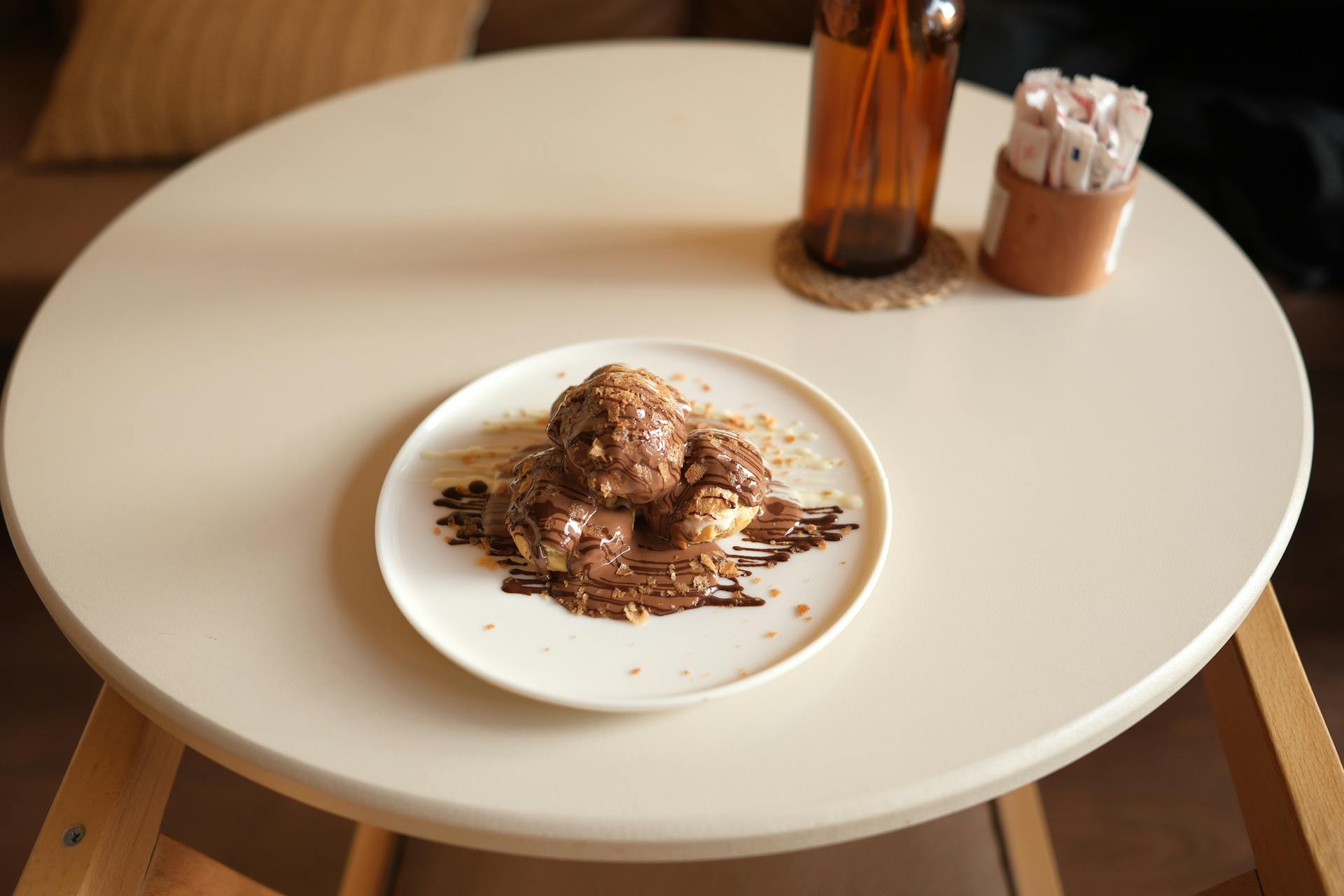 Istanbul's Historical Patisseries and Dessert Stops