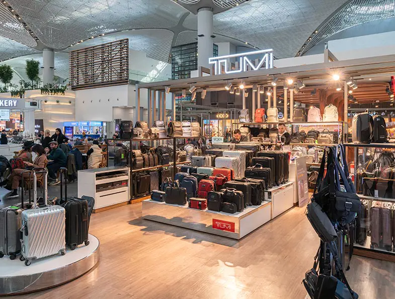 Tumi